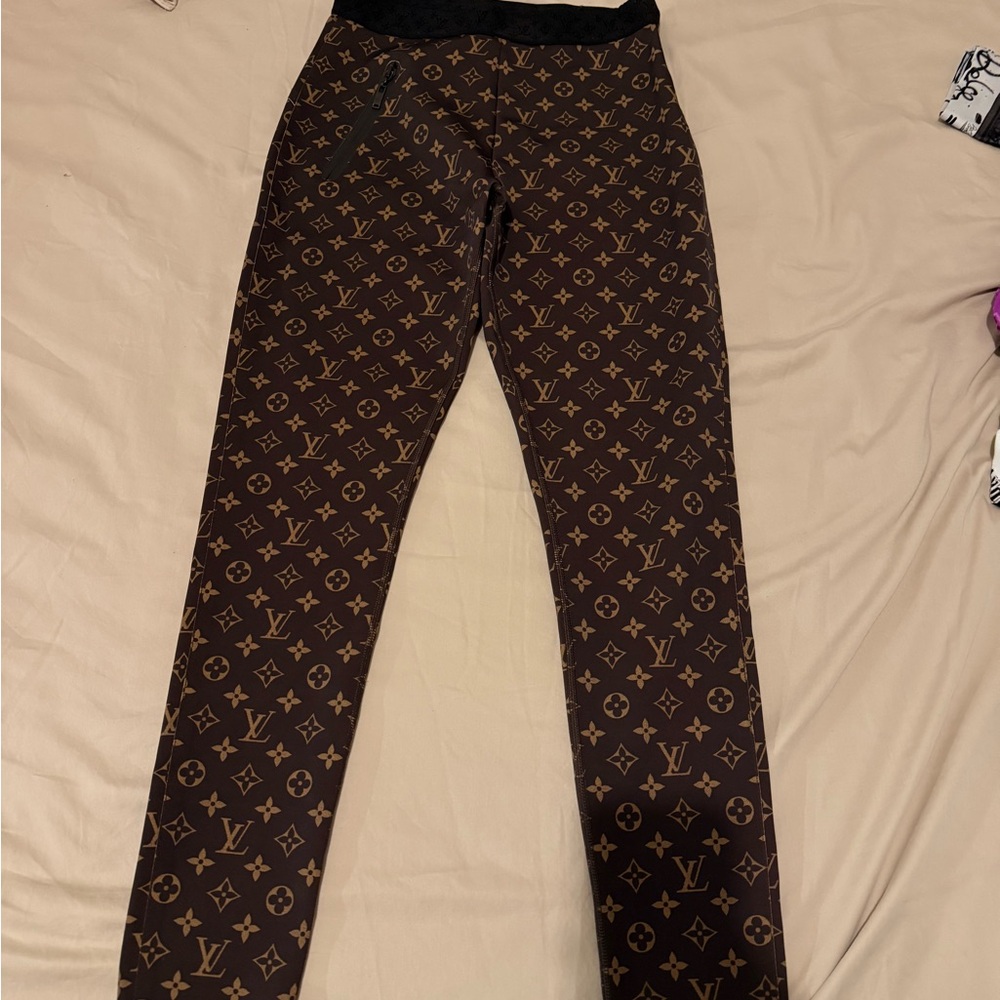 Louis Vuitton Black and Brown Monogram Leggings
